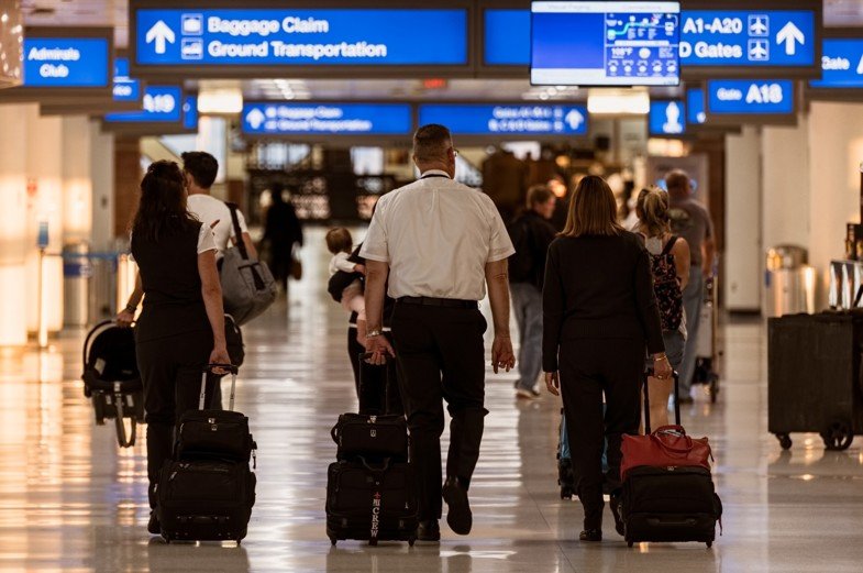 Locales en aeropuerto o estación con menú y pago ágil Liisto